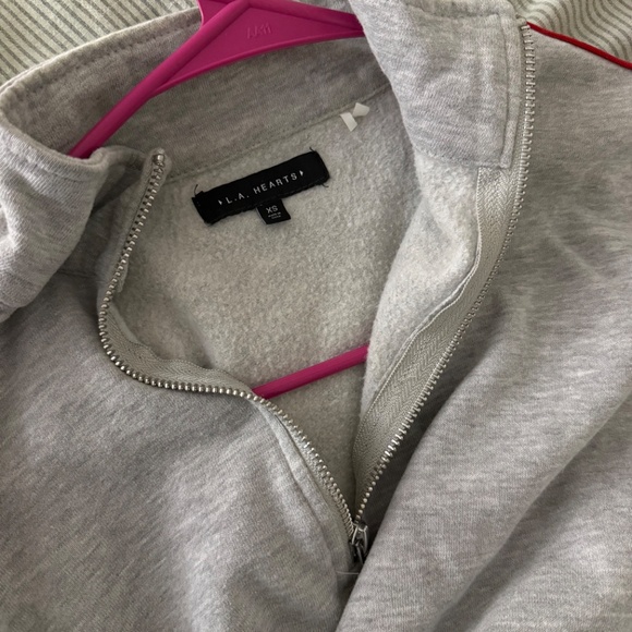 Sweatshirt - Picture 3 of 6